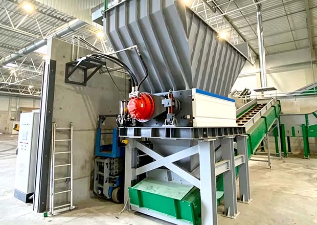 Heavy-Duty Textile Shredder