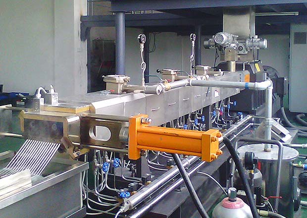Plastic Pelletizing Machine