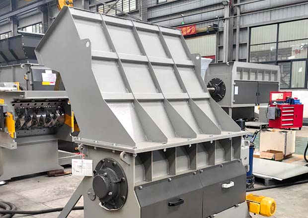 Heavy-Duty Biomass Shredder