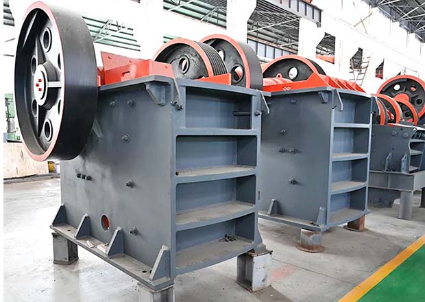 Heavy-Duty Diesel Jaw Crusher